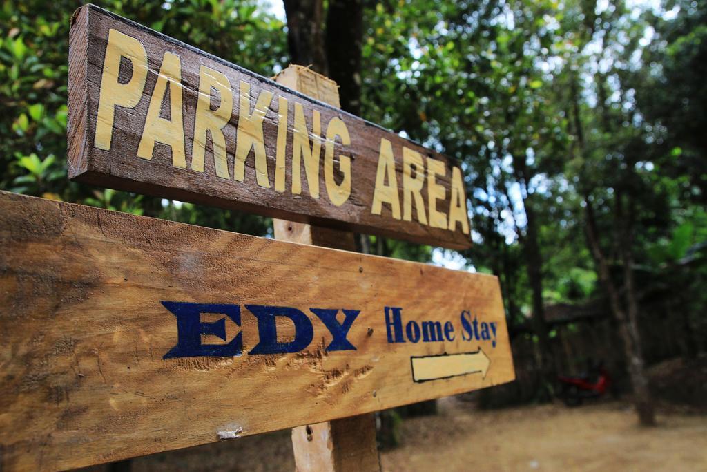 Edy Homestay มุนดุก ภายนอก รูปภาพ